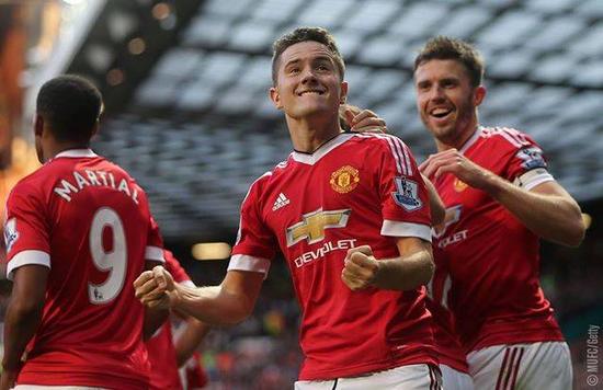 隊都肩負重 隊都肩負重